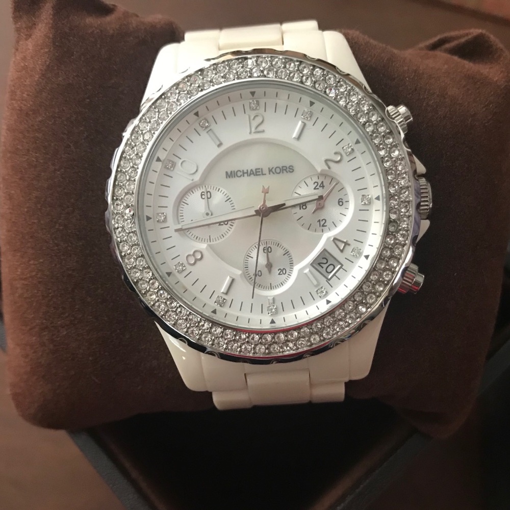 Never Worn Michael Kors Watch!